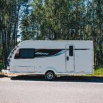 Nueva normativa DGT 2026 para caravanas: ITV, carnet y bola de remolque, lo que hay que tener claro este verano